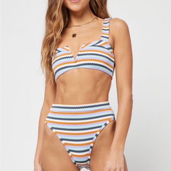 L*Space‎ Lee Lee Printed Stripe Wildflower Bikini Top Small NWOT - Picture 2 of 9